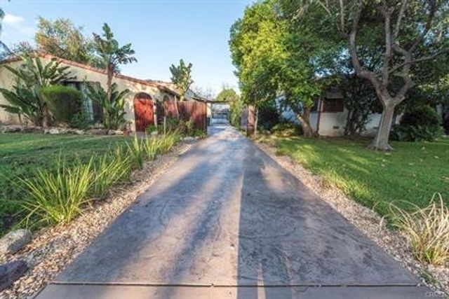 5714 Cantaloupe Avenue, Sherman Oaks, CA 91401