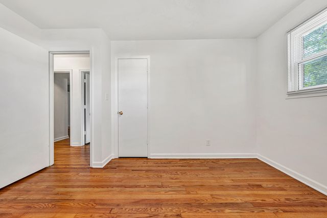 5671 Meadowcrest ST, Roanoke, VA 24019