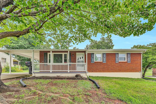 5671 Meadowcrest ST, Roanoke, VA 24019