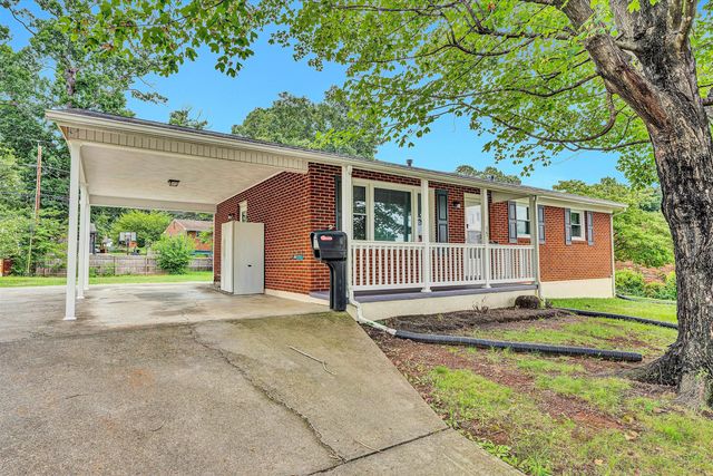 5671 Meadowcrest ST, Roanoke, VA 24019