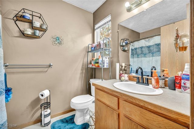 967 Russell Avenue, Akron, OH 44307