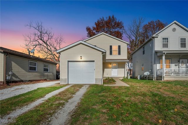 967 Russell Avenue, Akron, OH 44307