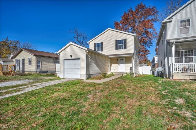 967 Russell Avenue, Akron, OH 44307