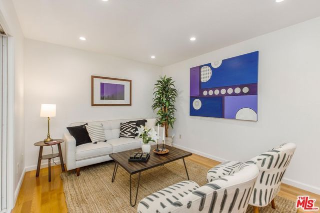 837 Brown Drive, Burbank, CA 91504