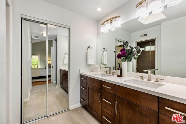 837 Brown Drive, Burbank, CA 91504