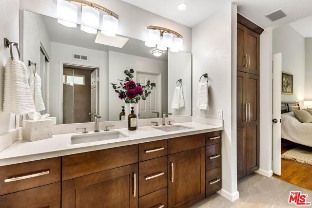 837 Brown Drive, Burbank, CA 91504