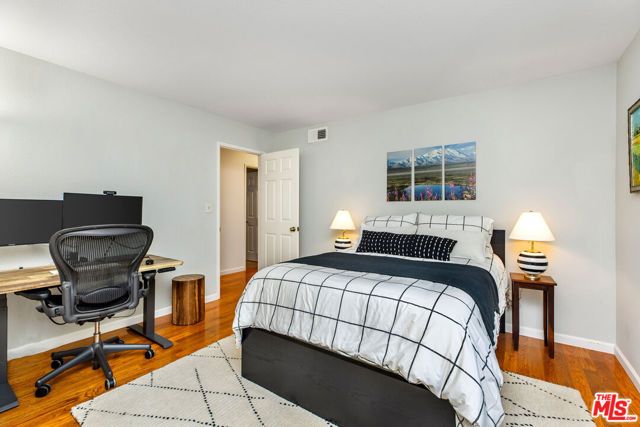 837 Brown Drive, Burbank, CA 91504