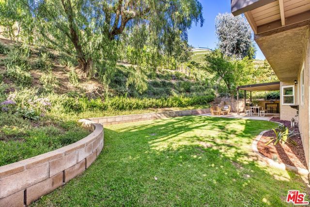 837 Brown Drive, Burbank, CA 91504