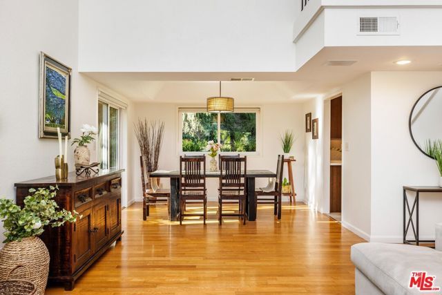 837 Brown Drive, Burbank, CA 91504