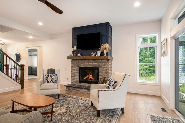 68575 W Banks Drive, Ontwa Twp, MI 49112