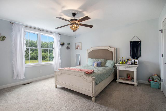 68575 W Banks Drive, Ontwa Twp, MI 49112