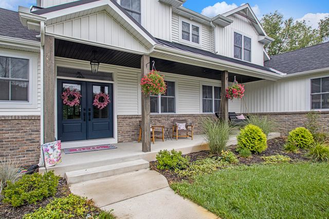 68575 W Banks Drive, Ontwa Twp, MI 49112