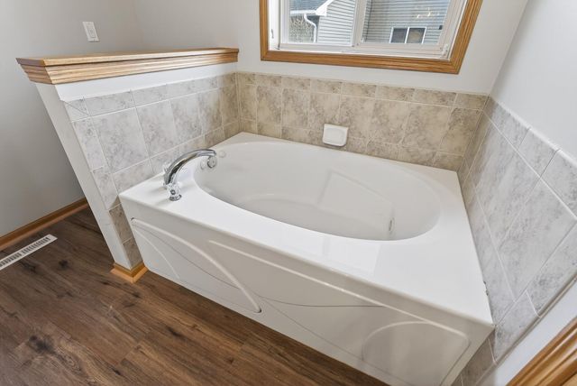 625 Juliet Avenue, Clearwater, MN 55320