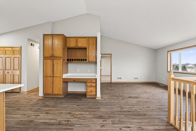 625 Juliet Avenue, Clearwater, MN 55320