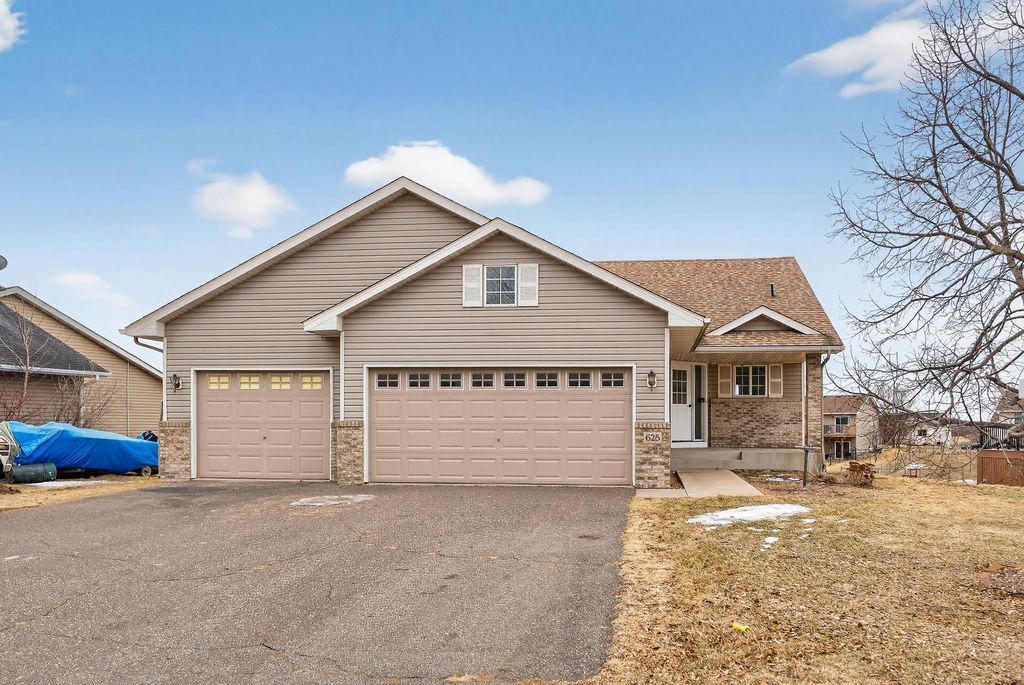 625 Juliet Avenue, Clearwater, MN 55320