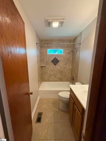 2217 Aleaf Terrace, Spartanburg, SC 29302