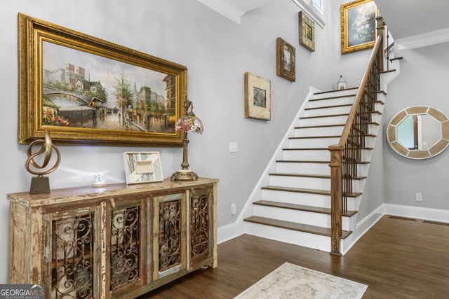 525 Willow Oak Way, Roswell, GA 30076