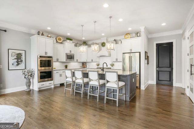 525 Willow Oak Way, Roswell, GA 30076