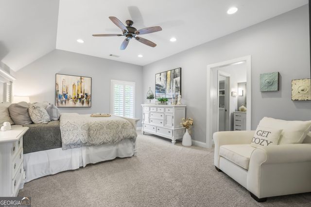 525 Willow Oak Way, Roswell, GA 30076