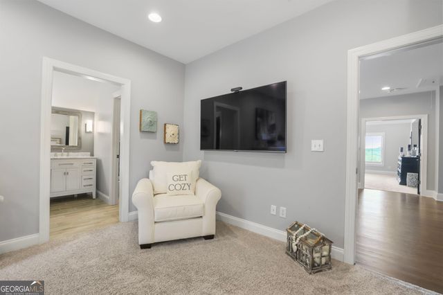 525 Willow Oak Way, Roswell, GA 30076
