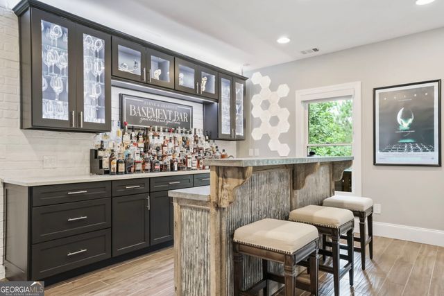 525 Willow Oak Way, Roswell, GA 30076