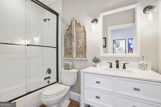 525 Willow Oak Way, Roswell, GA 30076