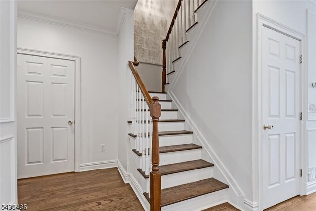 41 Chestnut Ct, Cedar Grove Twp., NJ 07009