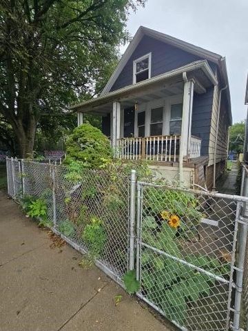8237 S Burley Avenue, Chicago, IL 60617