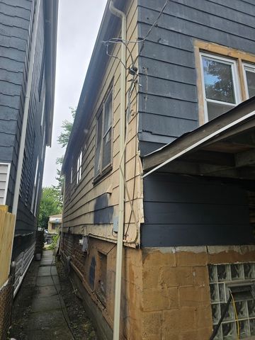 8237 S Burley Avenue, Chicago, IL 60617