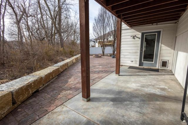 2705 St. Charles Circle, Manhattan, KS 66502