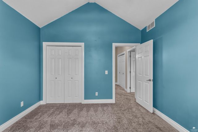 2705 St. Charles Circle, Manhattan, KS 66502