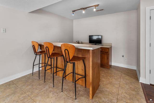 2705 St. Charles Circle, Manhattan, KS 66502