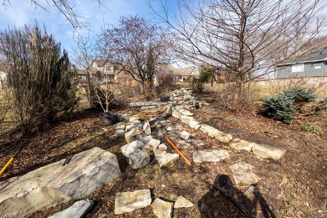 2705 St. Charles Circle, Manhattan, KS 66502