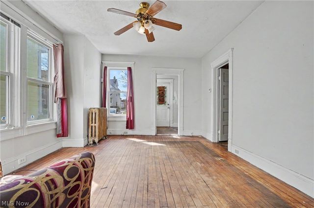 1297 W 116th Street, Cleveland, OH 44102