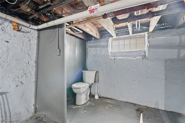 1297 W 116th Street, Cleveland, OH 44102