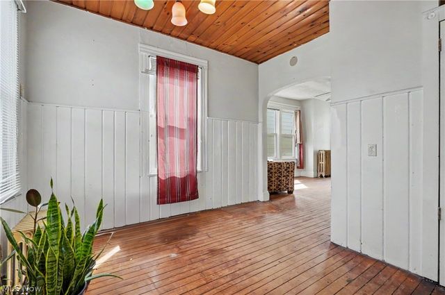 1297 W 116th Street, Cleveland, OH 44102