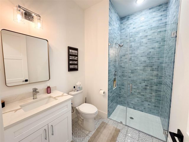 21823 White Oak View Drive, Tomball, TX 77375