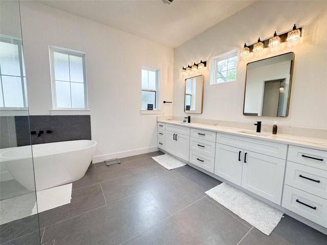 21823 White Oak View Drive, Tomball, TX 77375