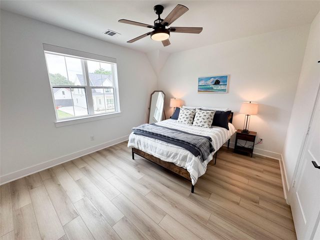 21823 White Oak View Drive, Tomball, TX 77375