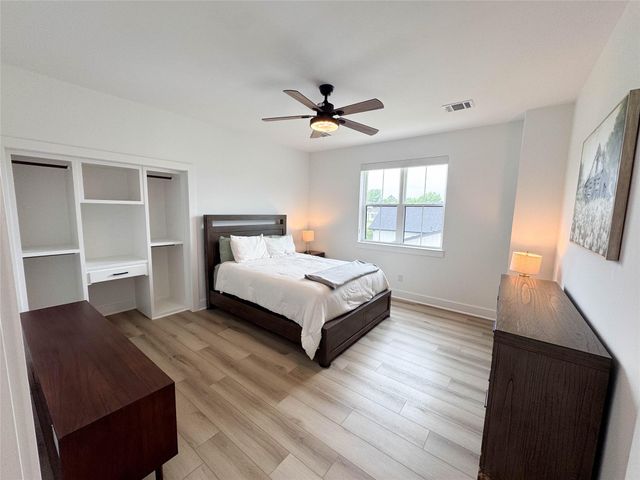 21823 White Oak View Drive, Tomball, TX 77375