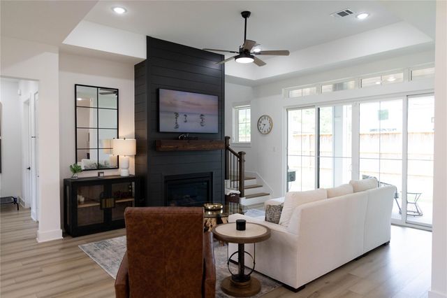 21823 White Oak View Drive, Tomball, TX 77375