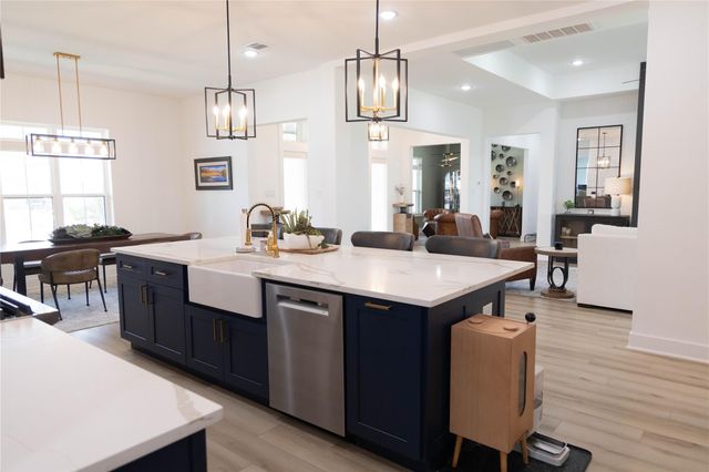 21823 White Oak View Drive, Tomball, TX 77375