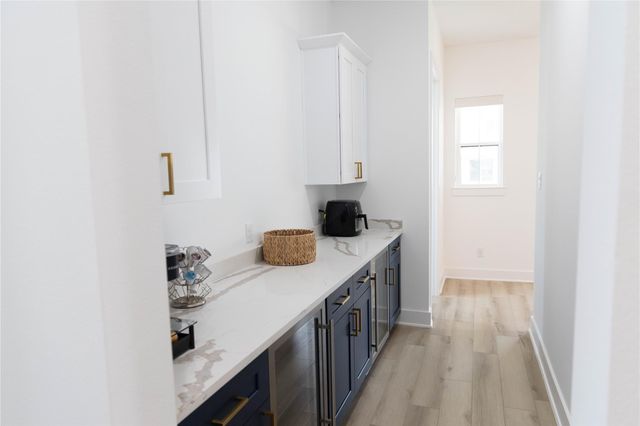 21823 White Oak View Drive, Tomball, TX 77375