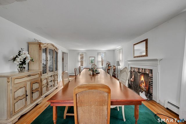 3 Cotswold Way, Avon, CT 06001