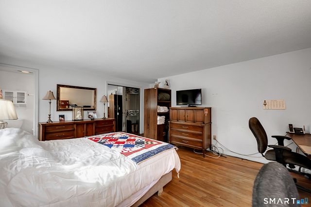 3 Cotswold Way, Avon, CT 06001