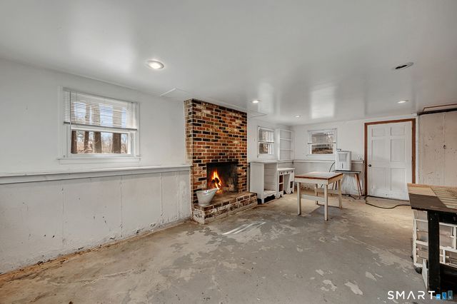 3 Cotswold Way, Avon, CT 06001