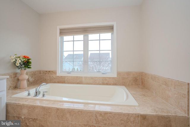 66 HARNESS WAY, Chesterfield, NJ 08515