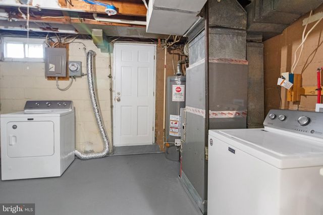 7442 EDSWORTH RD, Dundalk, MD 21222