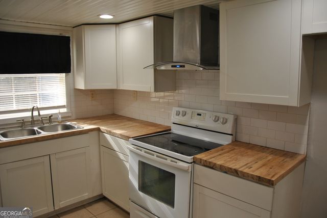 1384 Womack Avenue, East Point, GA 30344