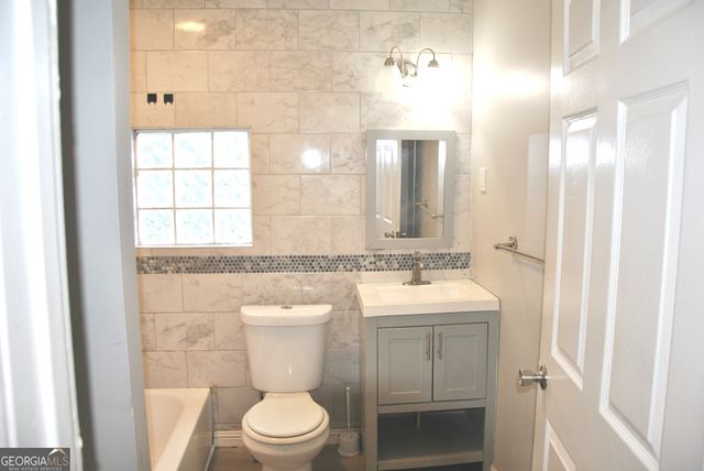 1384 Womack Avenue, East Point, GA 30344